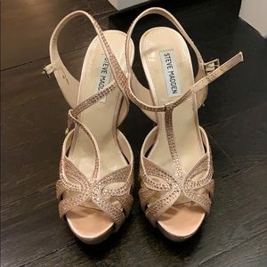 Steve Madden beige/rose heels
